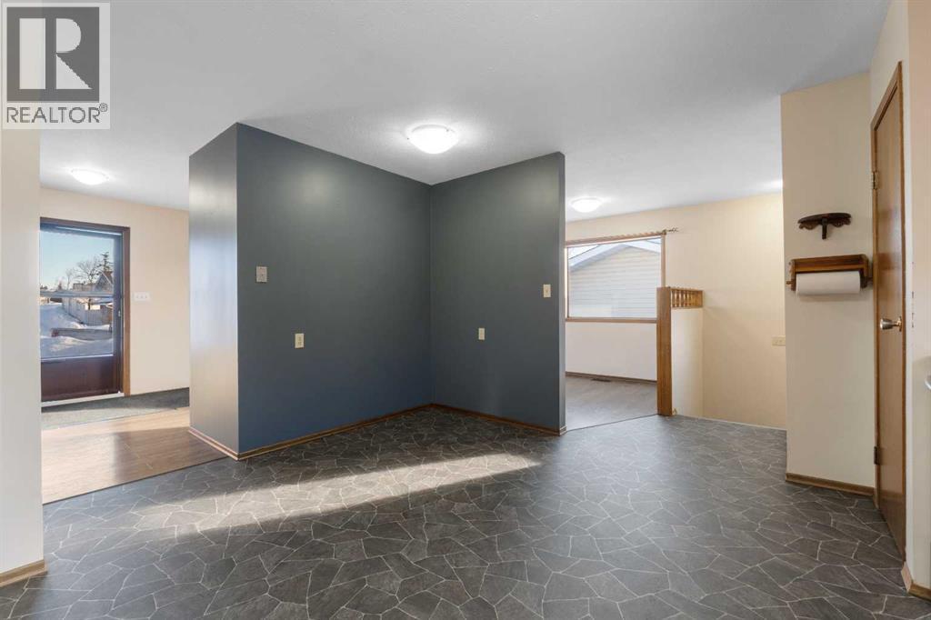 27 Tressa Street, Swan Hills, AB - Indoor Photo Showing Other Room