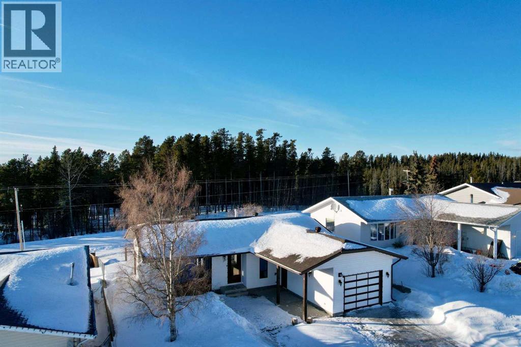 27 Tressa Street, Swan Hills, AB - Outdoor