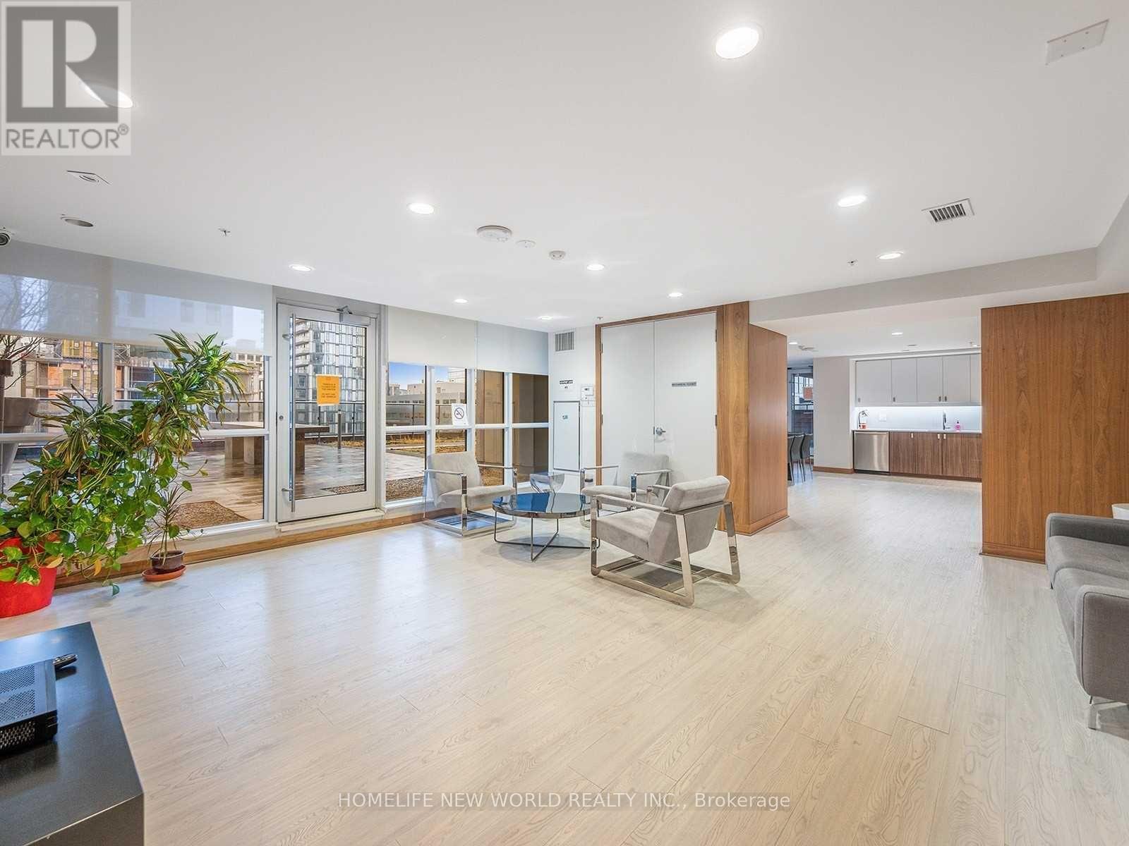 2004 - 295 Adelaide Street W, Toronto, ON - Indoor