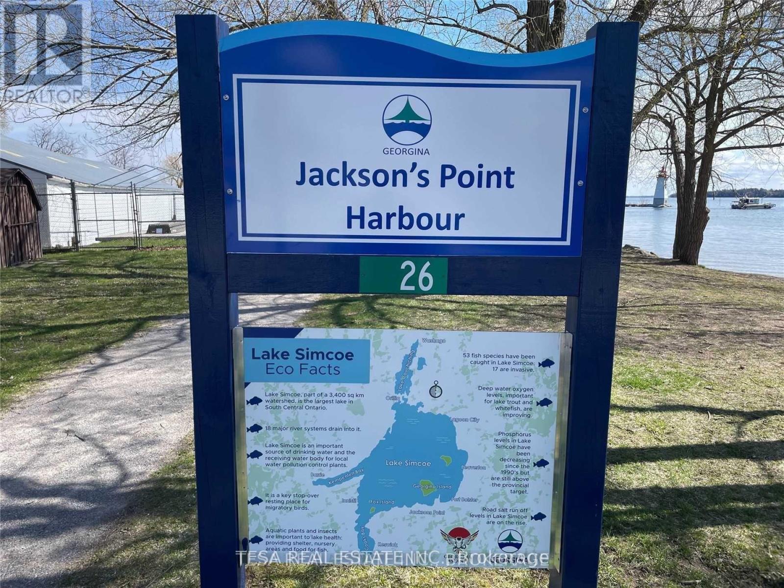 924 & 926 Lake Drive E, Georgina, ON