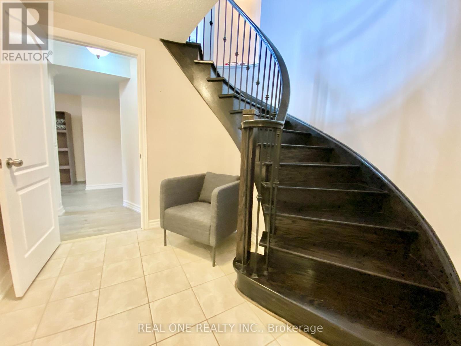 238 Nautical Boulevard, Oakville, ON - Indoor Photo Showing Other Room