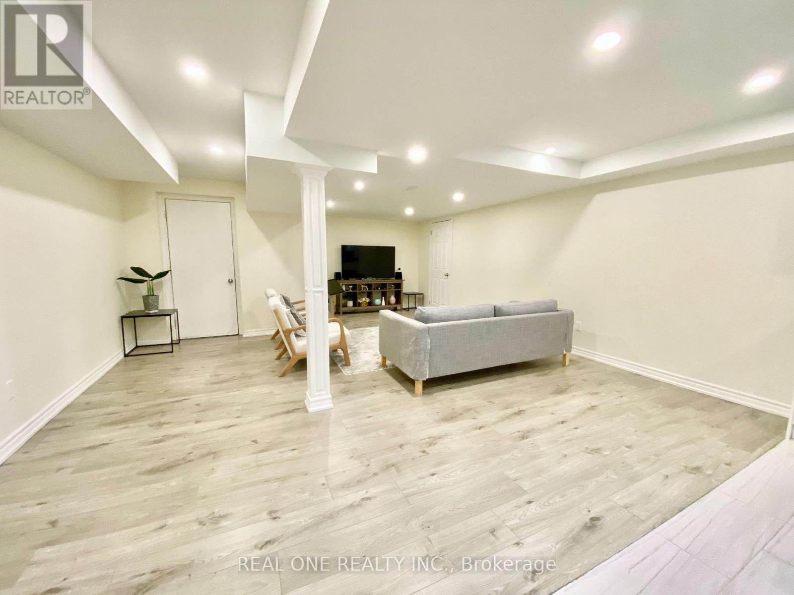238 Nautical Boulevard, Oakville, ON - Indoor