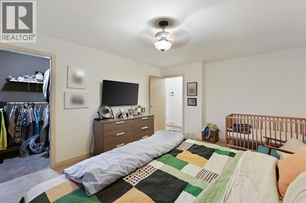 256 Lysander Place Se, Calgary, AB - Indoor Photo Showing Bedroom