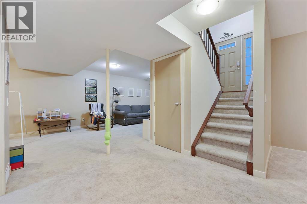 256 Lysander Place Se, Calgary, AB - Indoor Photo Showing Other Room