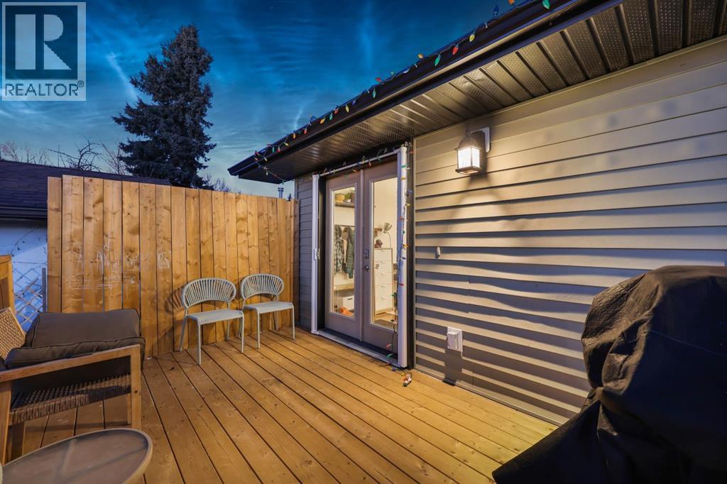 256 Lysander Place Se, Calgary, AB - Outdoor With Deck Patio Veranda With Exterior