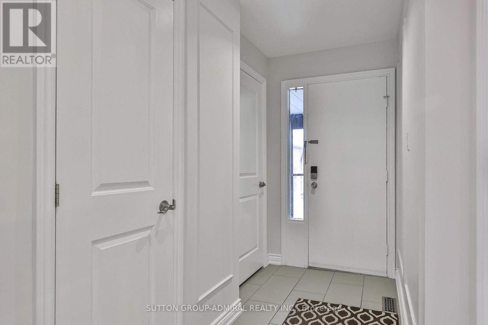 65 Patrice Crescent, Vaughan, ON - Indoor Photo Showing Other Room