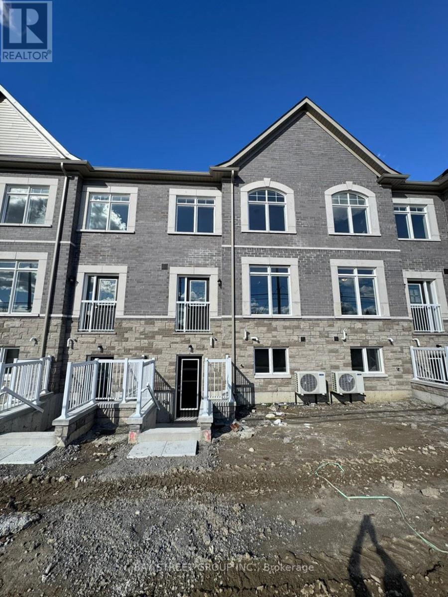 169 Seguin Street, Richmond Hill, ON - Outdoor