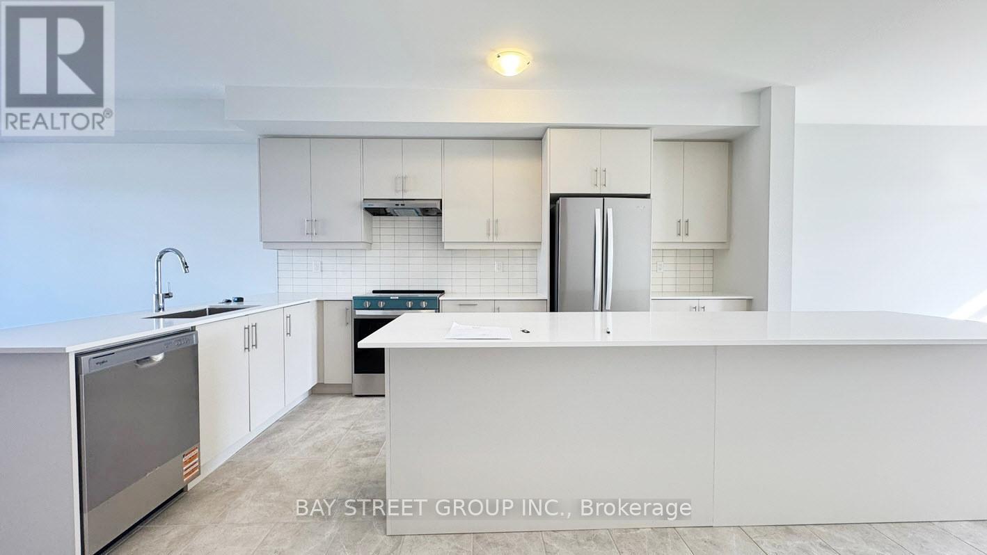 169 Seguin Street, Richmond Hill, ON - Indoor Photo Showing Kitchen With Upgraded Kitchen