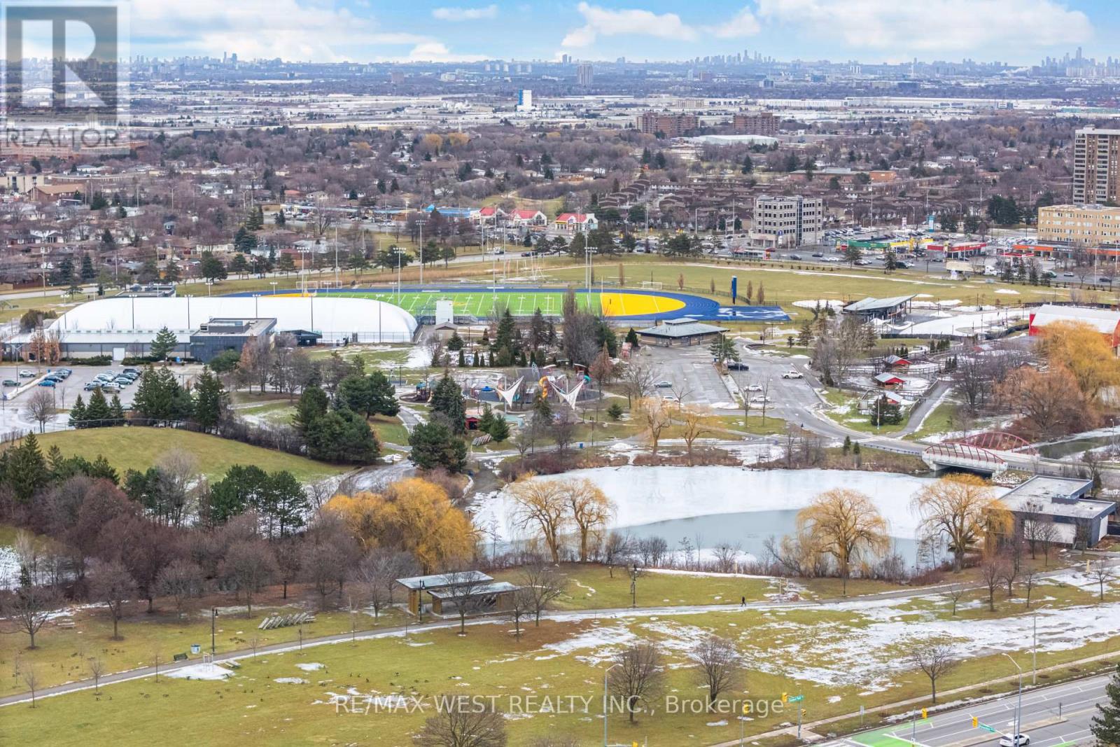 6 Hillpark Trail, Brampton, ON - Outdoor With View