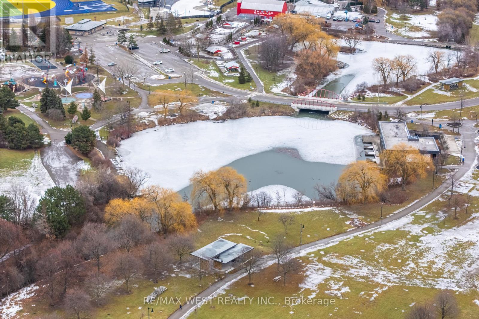 6 Hillpark Trail, Brampton, ON - Outdoor With View