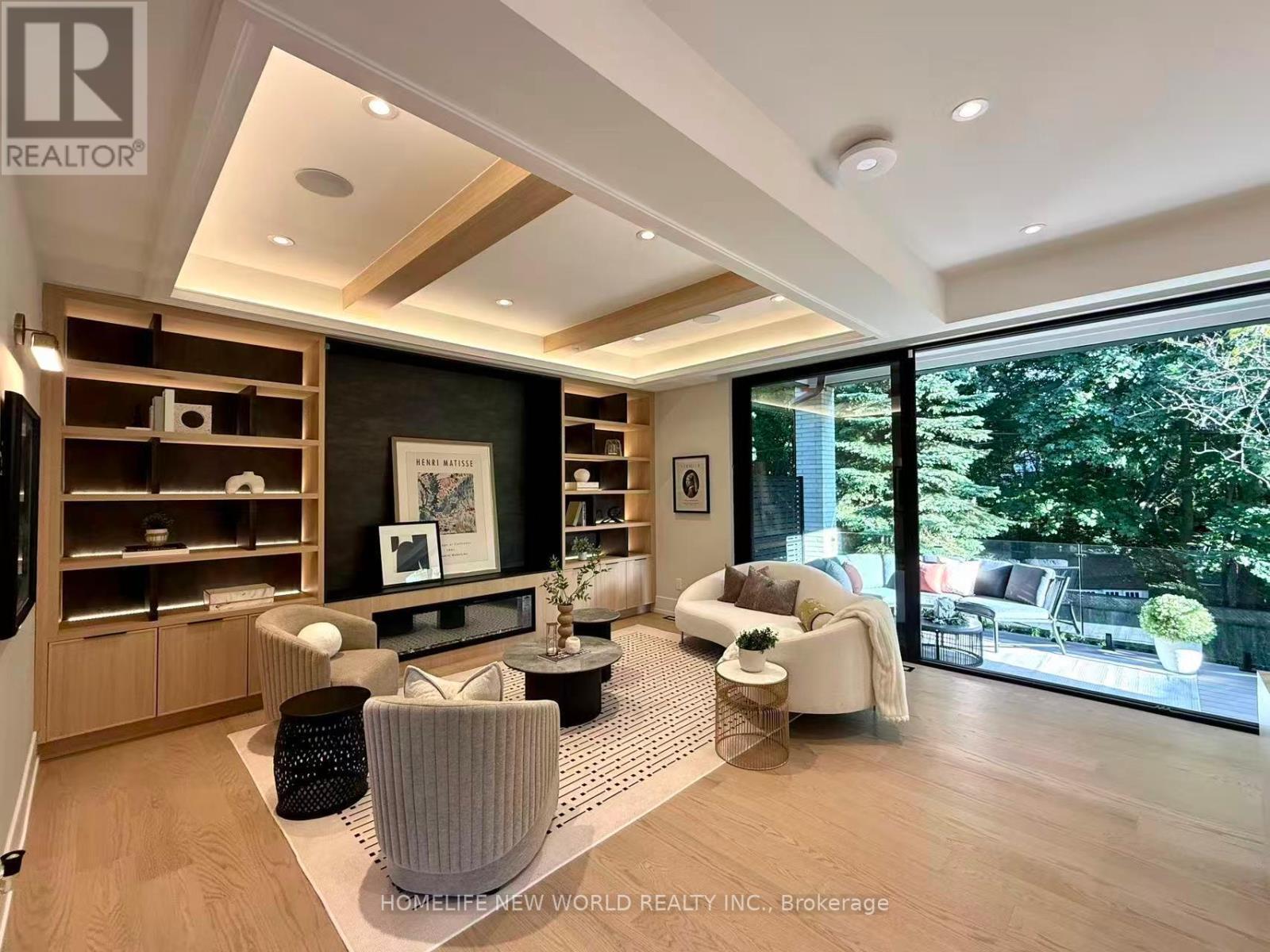 30 Orchard Crescent, Toronto, ON - Indoor Photo Showing Other Room