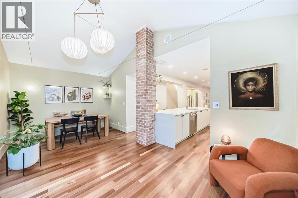 2120 18 Street Sw, Calgary, AB - Indoor