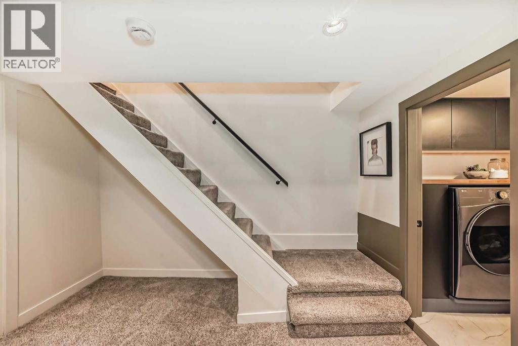 2120 18 Street Sw, Calgary, AB - Indoor Photo Showing Laundry Room