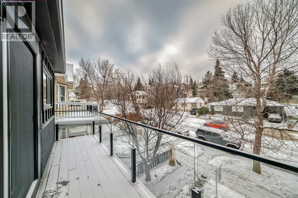2120 18 Street Sw, Calgary, AB - Outdoor