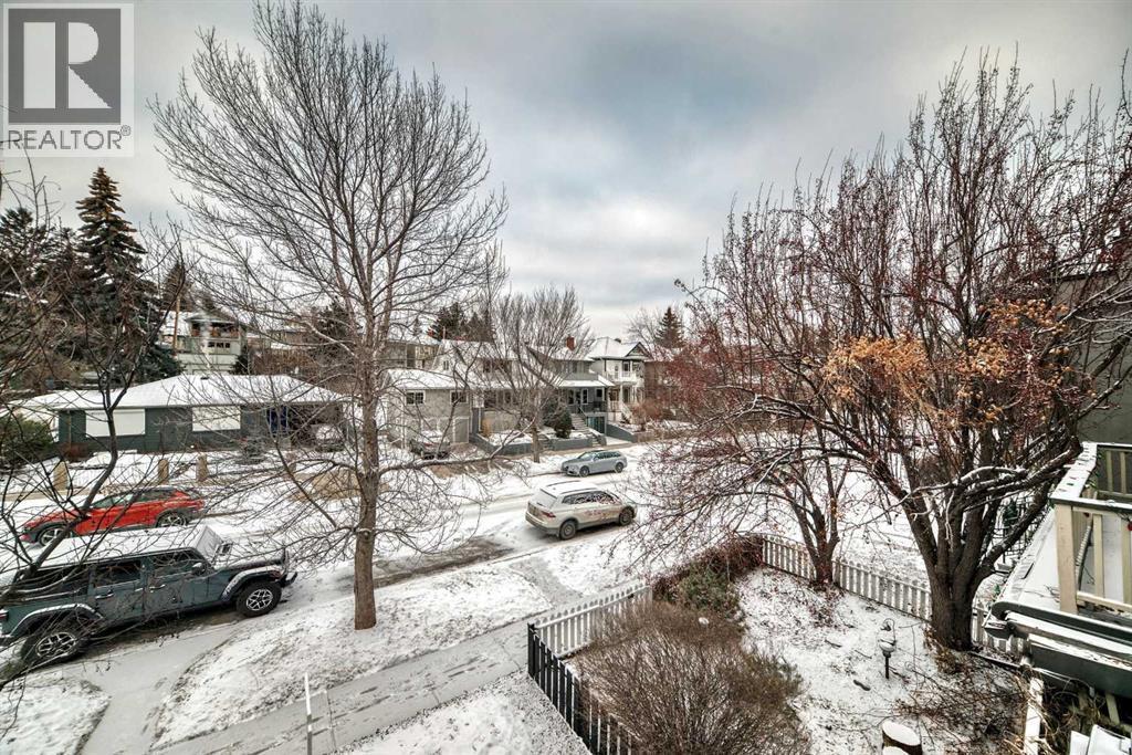 2120 18 Street Sw, Calgary, AB - Outdoor