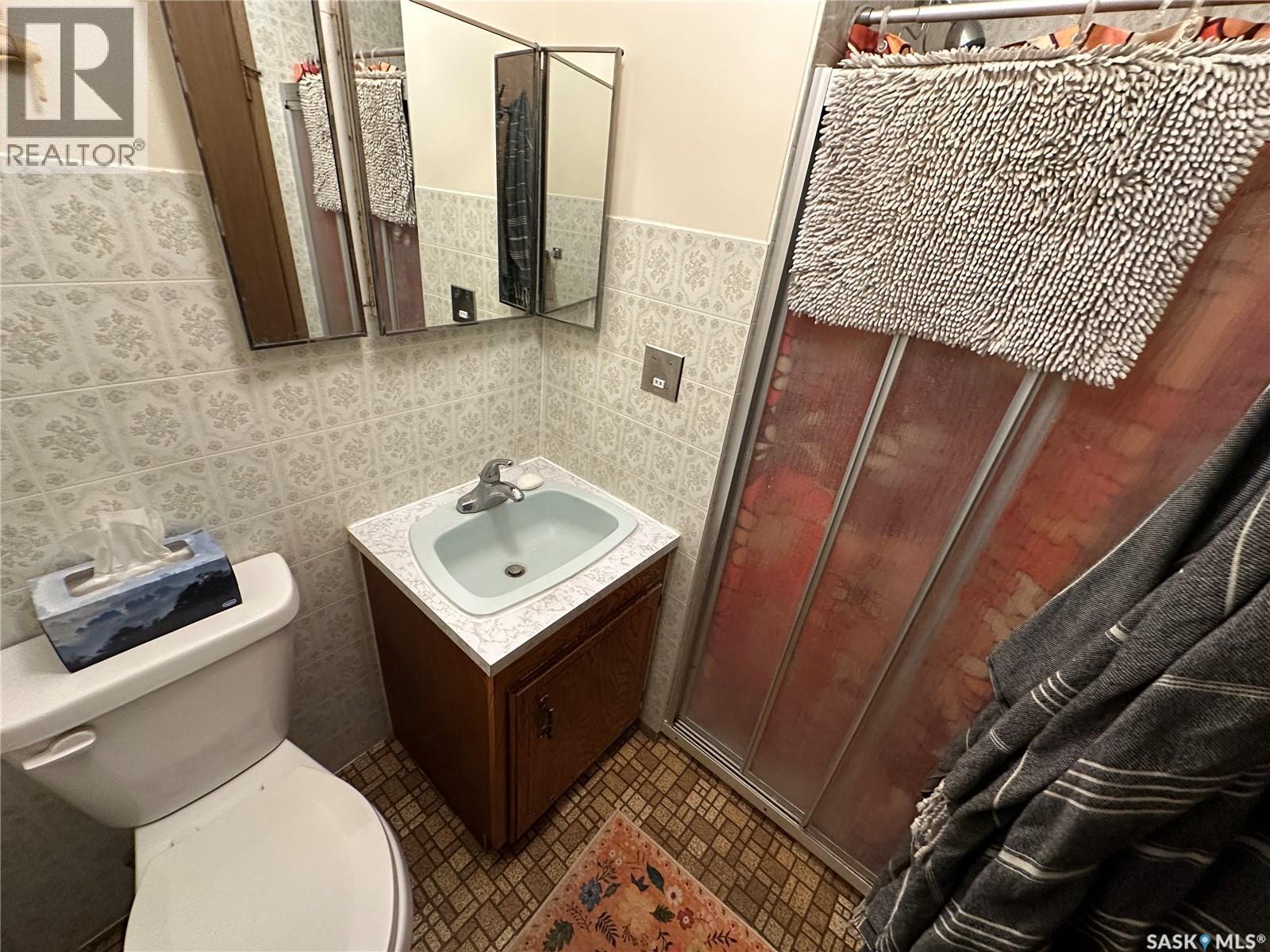 Bowes Acreage, Laird, SK - Indoor Photo Showing Bathroom