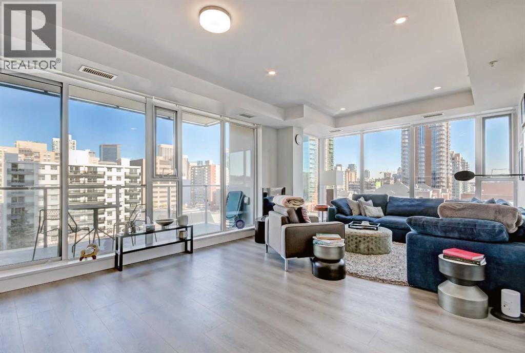 703, 930 16 Avenue Sw, Calgary, AB - Indoor Photo Showing Living Room