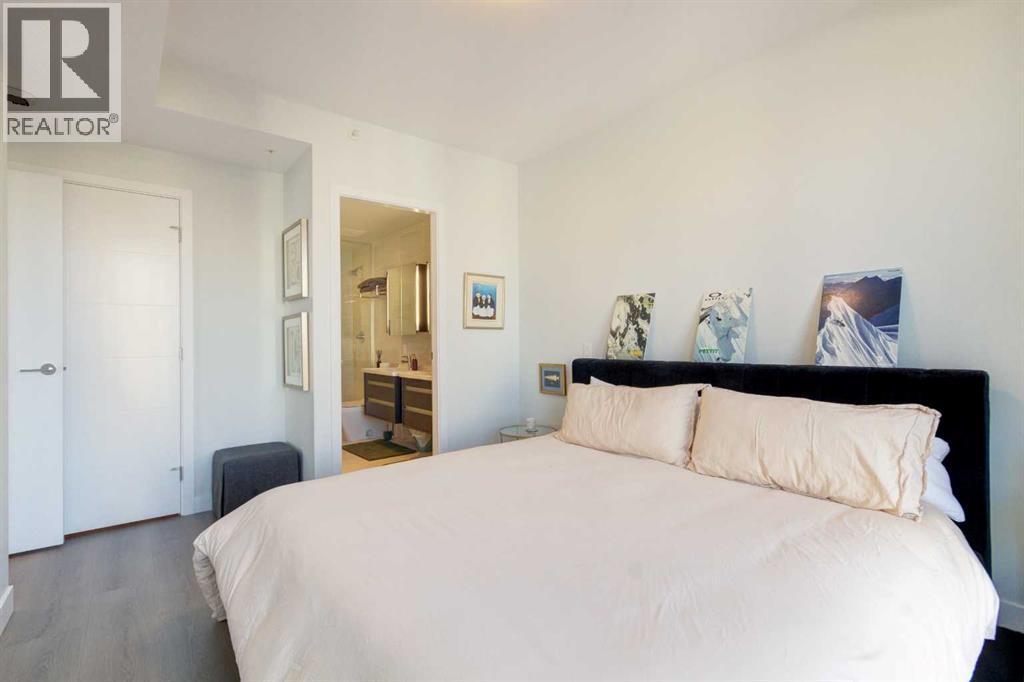 703, 930 16 Avenue Sw, Calgary, AB - Indoor Photo Showing Bedroom