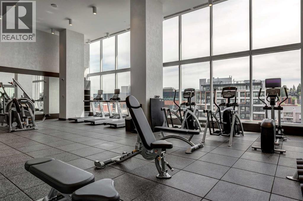 703, 930 16 Avenue Sw, Calgary, AB - Indoor Photo Showing Gym Room