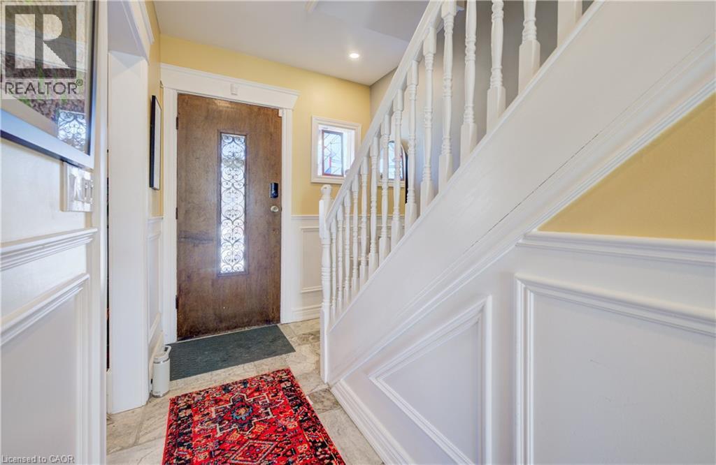 60 Alpine Avenue, Hamilton, ON - Indoor Photo Showing Other Room