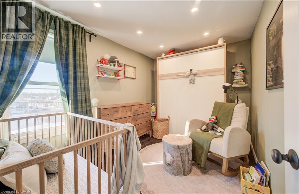 60 Alpine Avenue, Hamilton, ON - Indoor