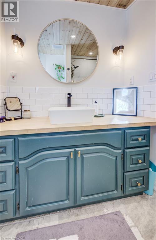 60 Alpine Avenue, Hamilton, ON - Indoor Photo Showing Other Room