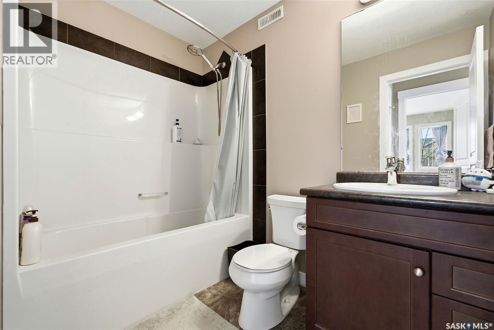 3669 Green Bank Road, Regina, SK - Indoor Photo Showing Bathroom