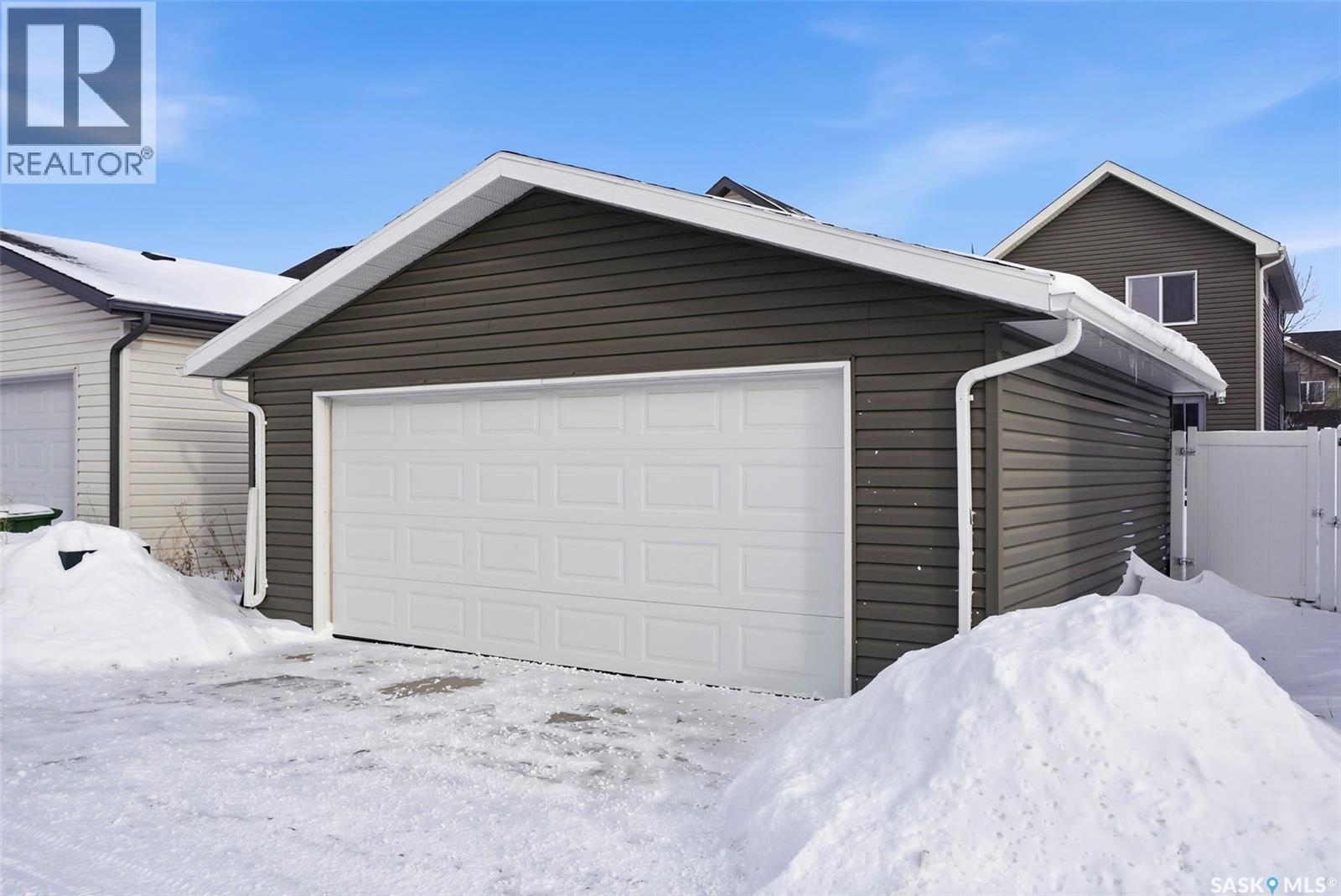 3669 Green Bank Road, Regina, SK - Outdoor With Exterior