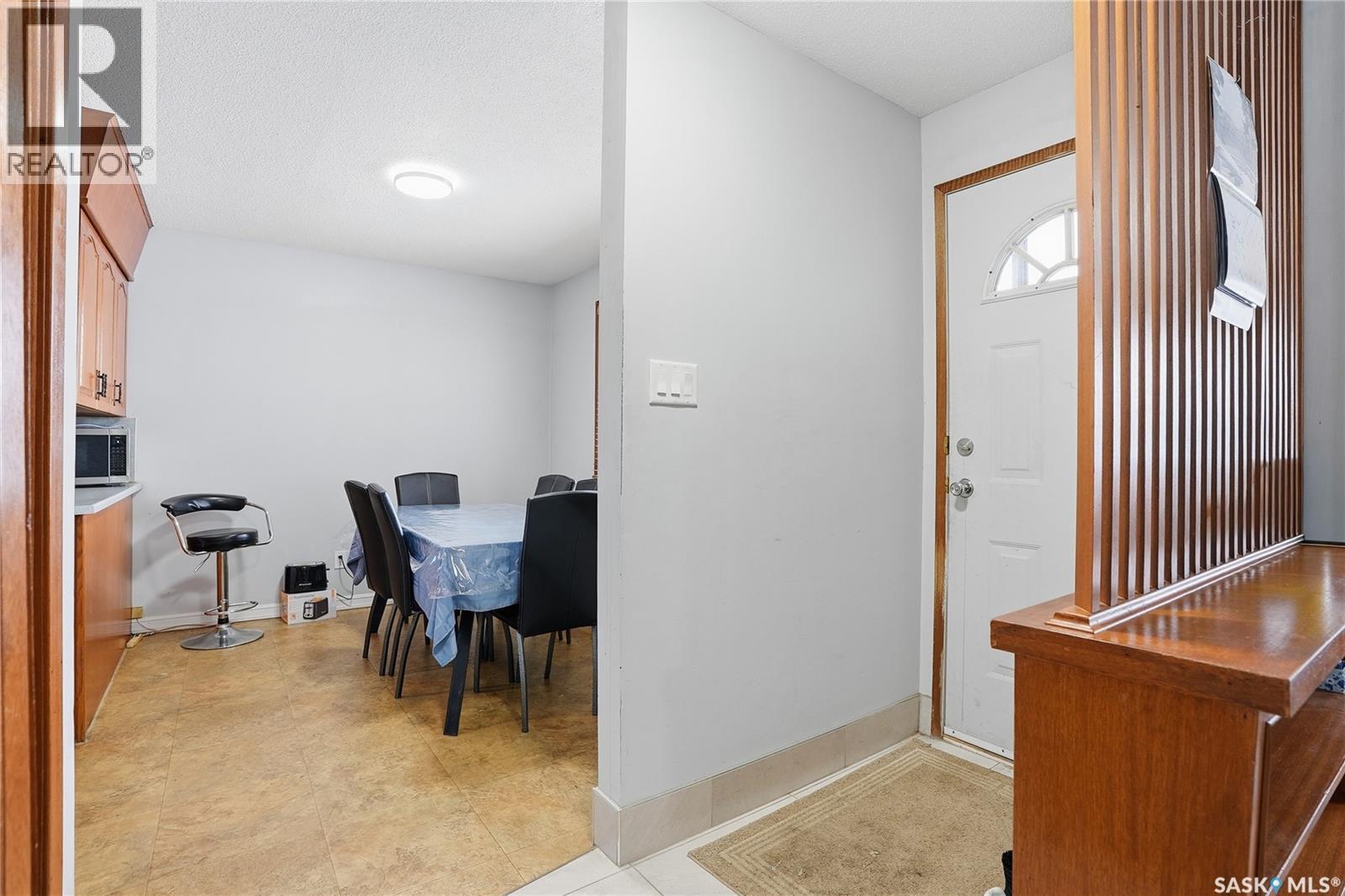 342 Acadia Drive, Saskatoon, SK - Indoor