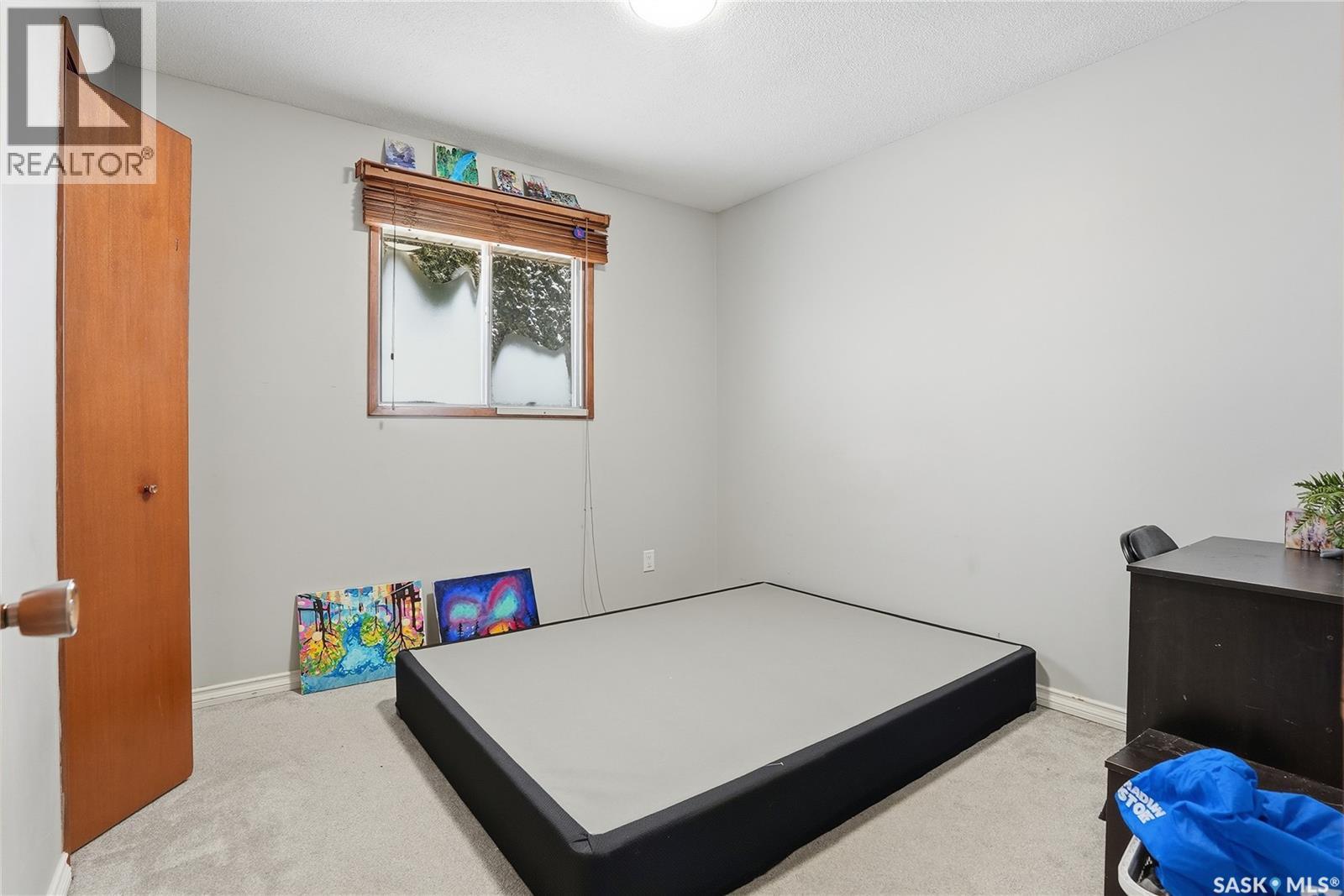 342 Acadia Drive, Saskatoon, SK - Indoor