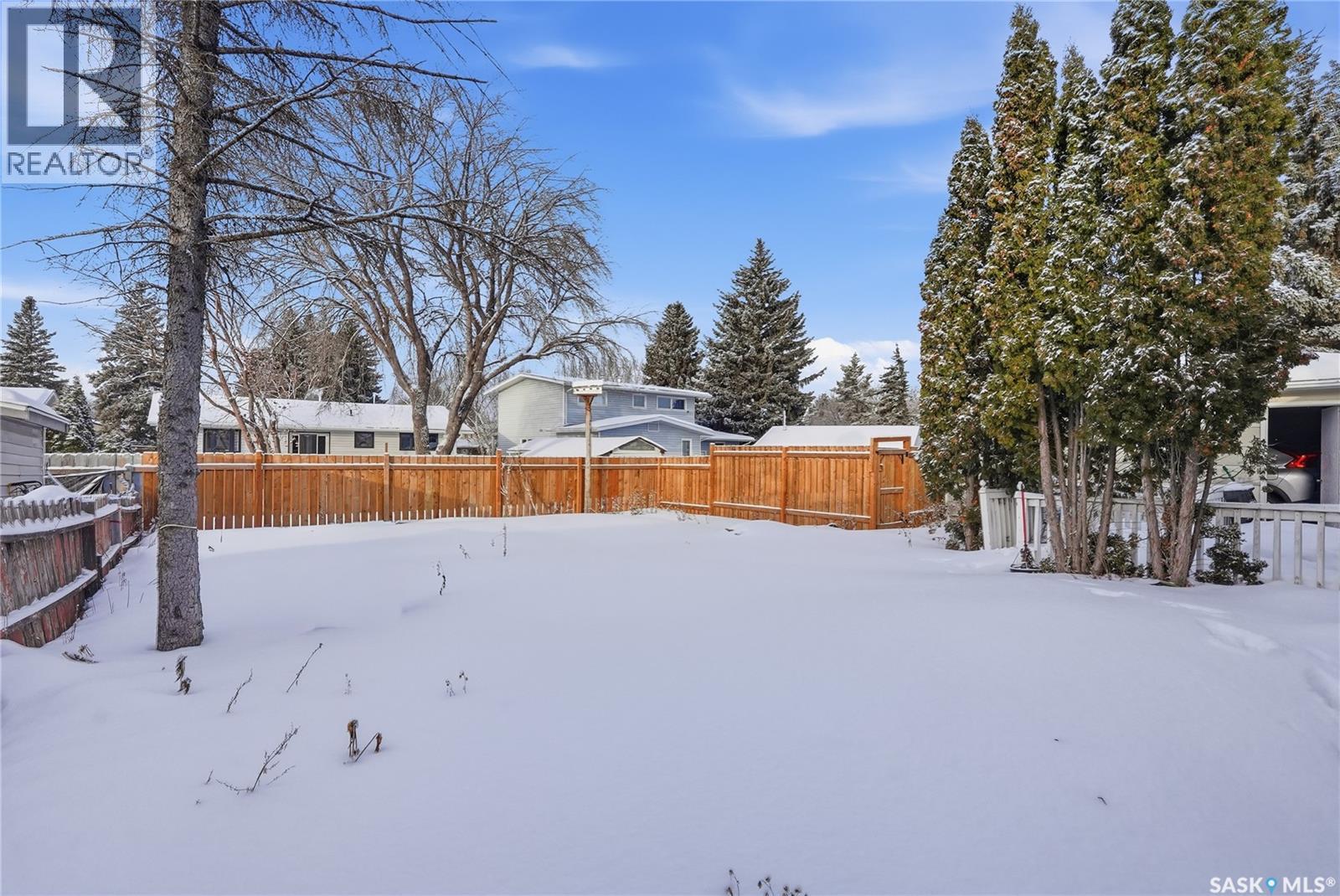 342 Acadia Drive, Saskatoon, SK - Outdoor