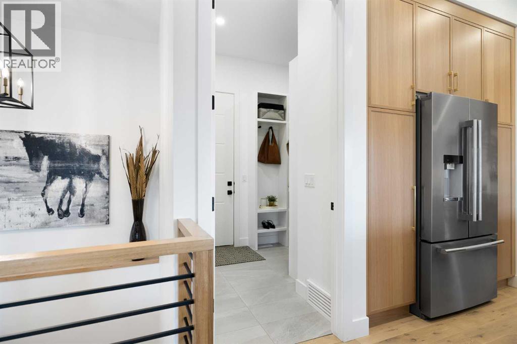 19 Monterra Way, Rural Rocky View County, AB - Indoor