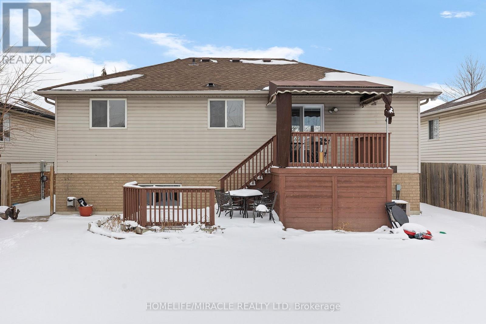655 Alpenrose Court, Windsor, ON - Outdoor With Deck Patio Veranda With Exterior