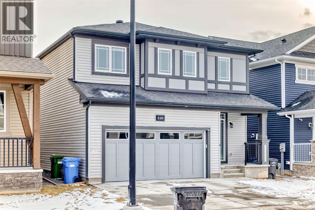 140 Carringham Road Nw, Calgary, AB - Outdoor