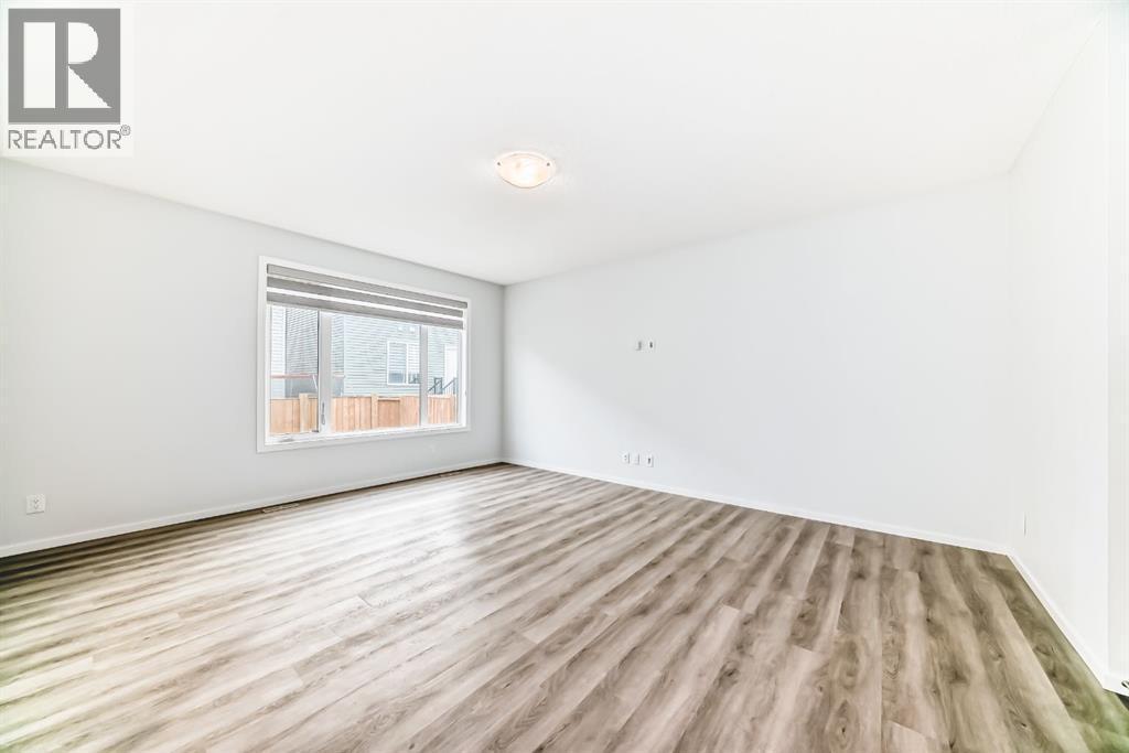 140 Carringham Road Nw, Calgary, AB - Indoor Photo Showing Other Room