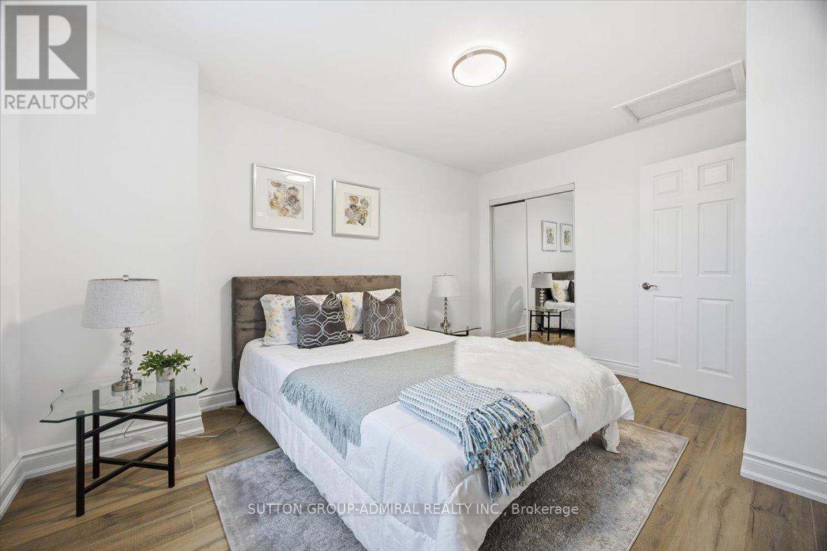 137 Chelwood Drive, Vaughan, ON - Indoor Photo Showing Bedroom