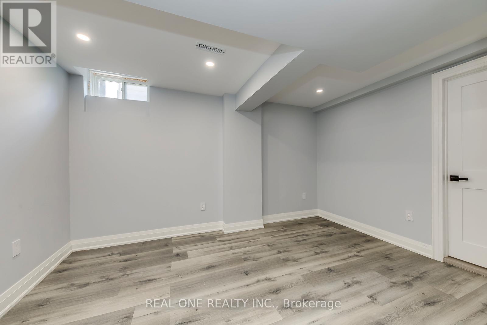 6150 Duford Drive, Mississauga, ON - Indoor