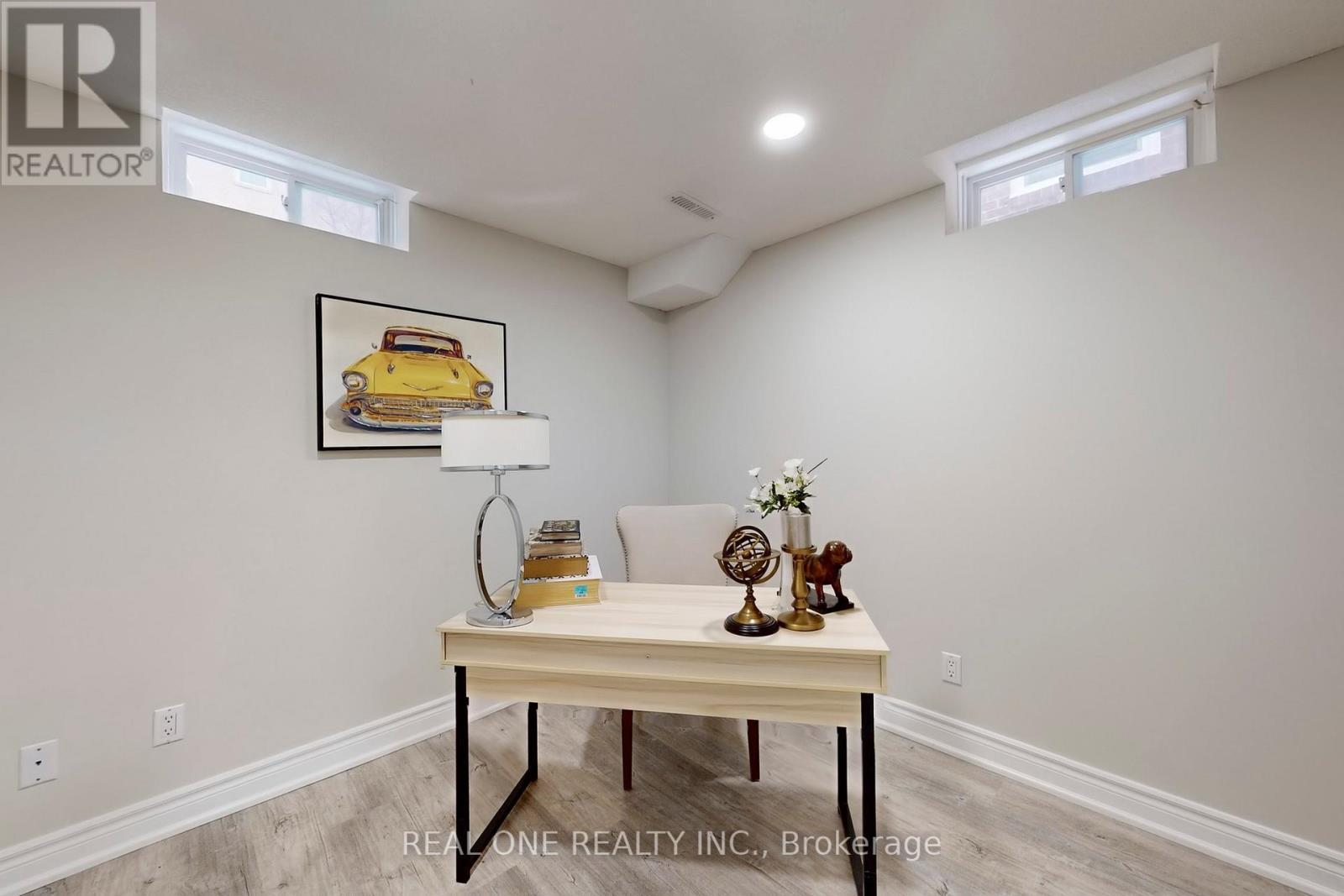 10 Squire Drive, Richmond Hill, ON - Indoor