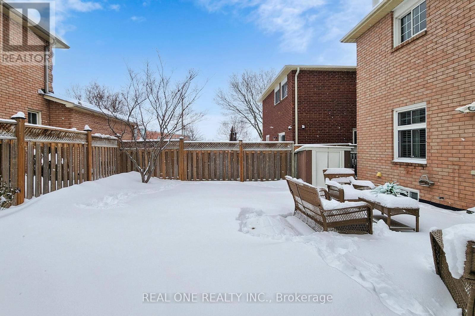 10 Squire Drive, Richmond Hill, ON - Outdoor With Exterior