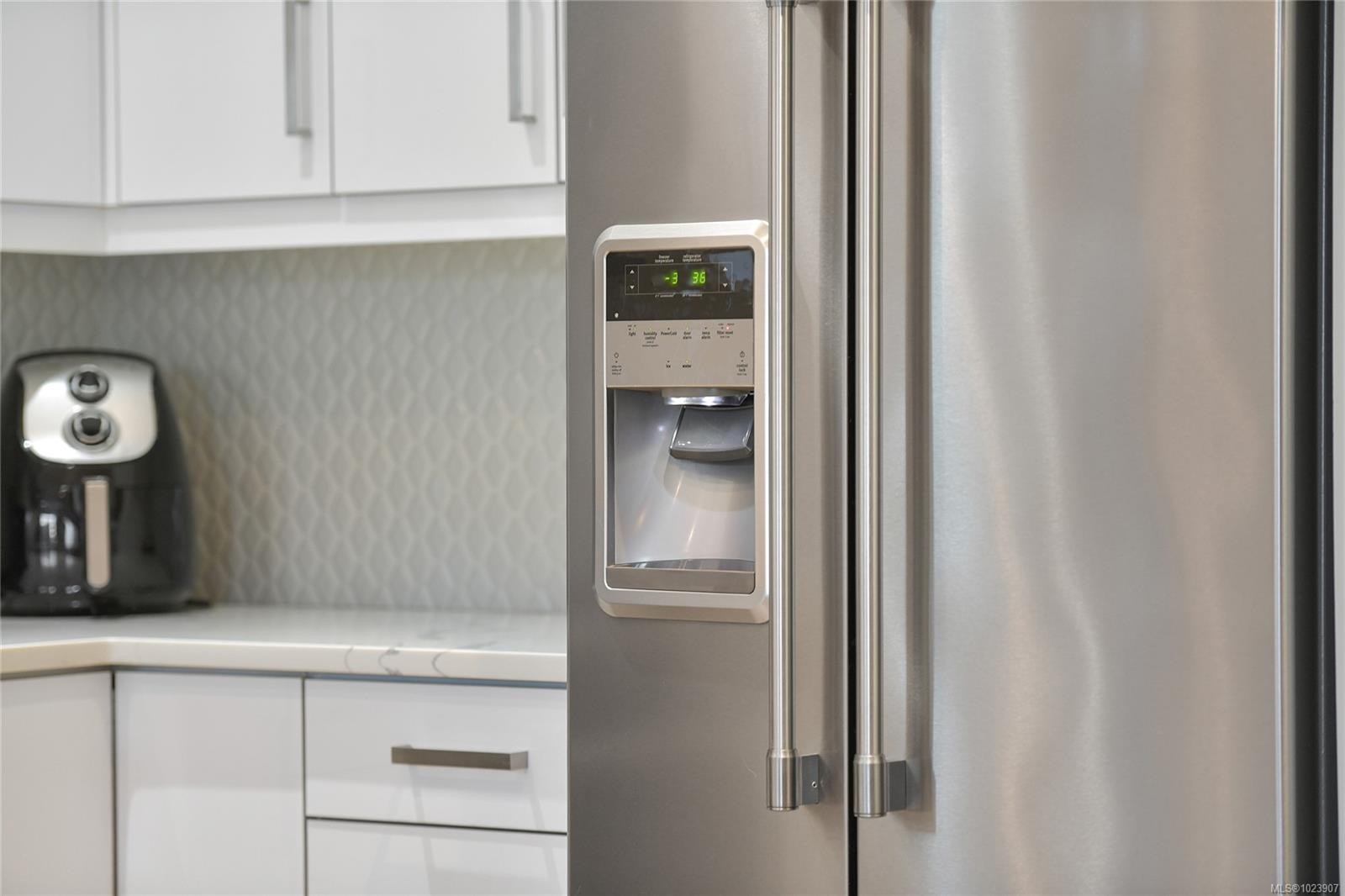 2447 Orchard Ave, Sidney, BC