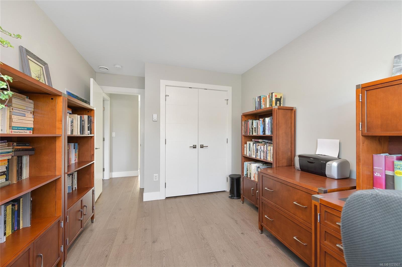 2447 Orchard Ave, Sidney, BC