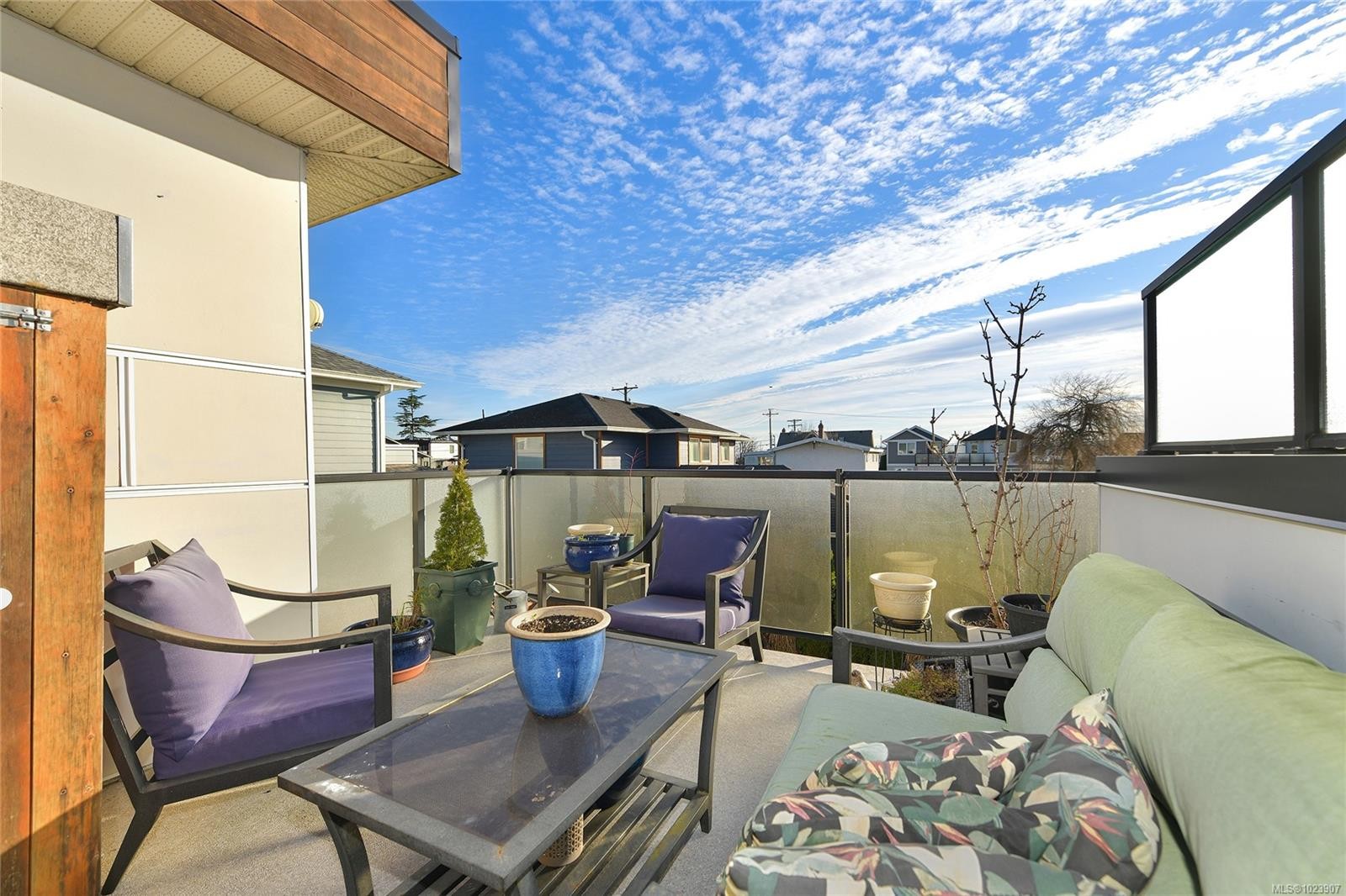 2447 Orchard Ave, Sidney, BC