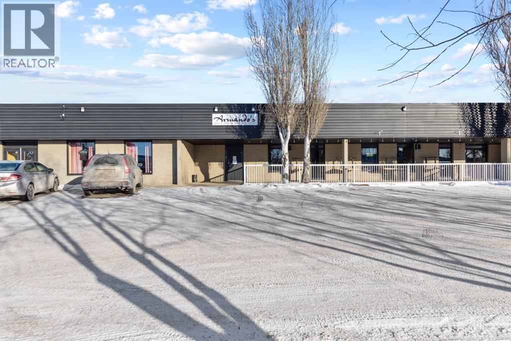 308 2 Avenue, Bassano, AB