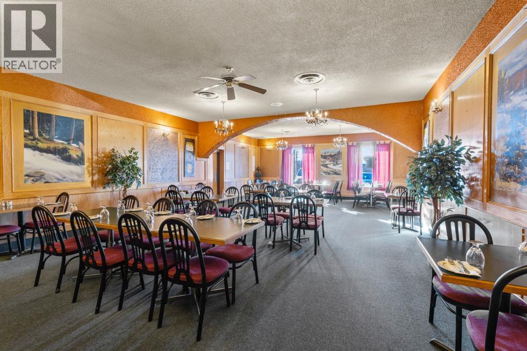 308 2 Avenue, Bassano, AB