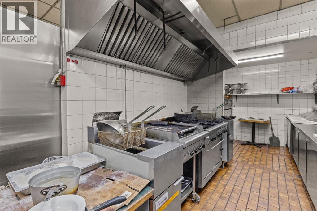 308 2 Avenue, Bassano, AB