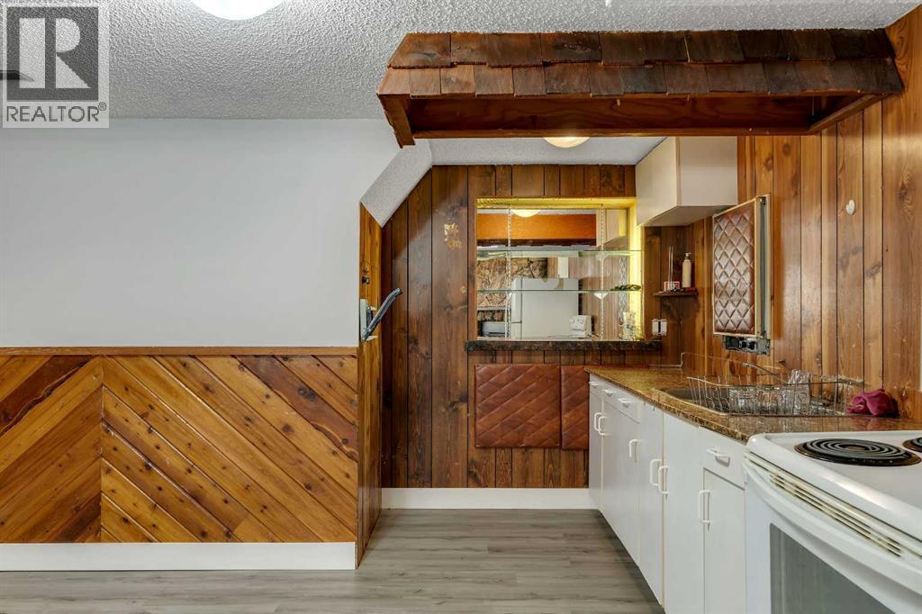 108 Whiteglen Crescent Ne, Calgary, AB - Indoor Photo Showing Kitchen