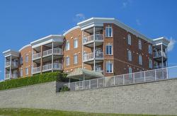 305-8652 6e Avenue Saint-Georges, QC G5Y 7N6