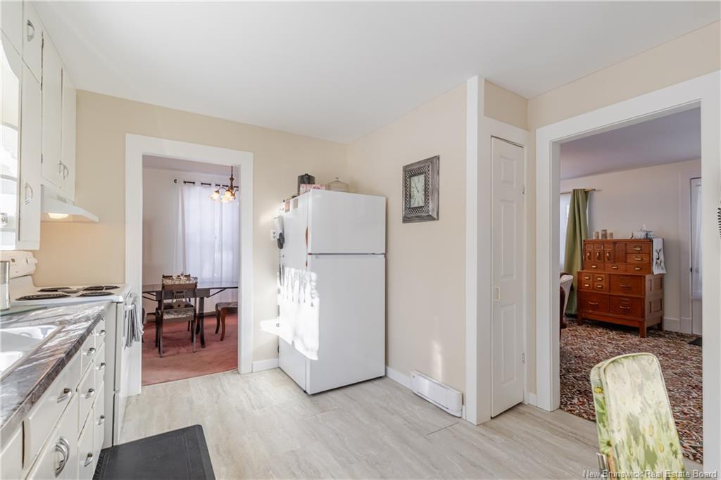63 Lake Ave, Mcadam, NB