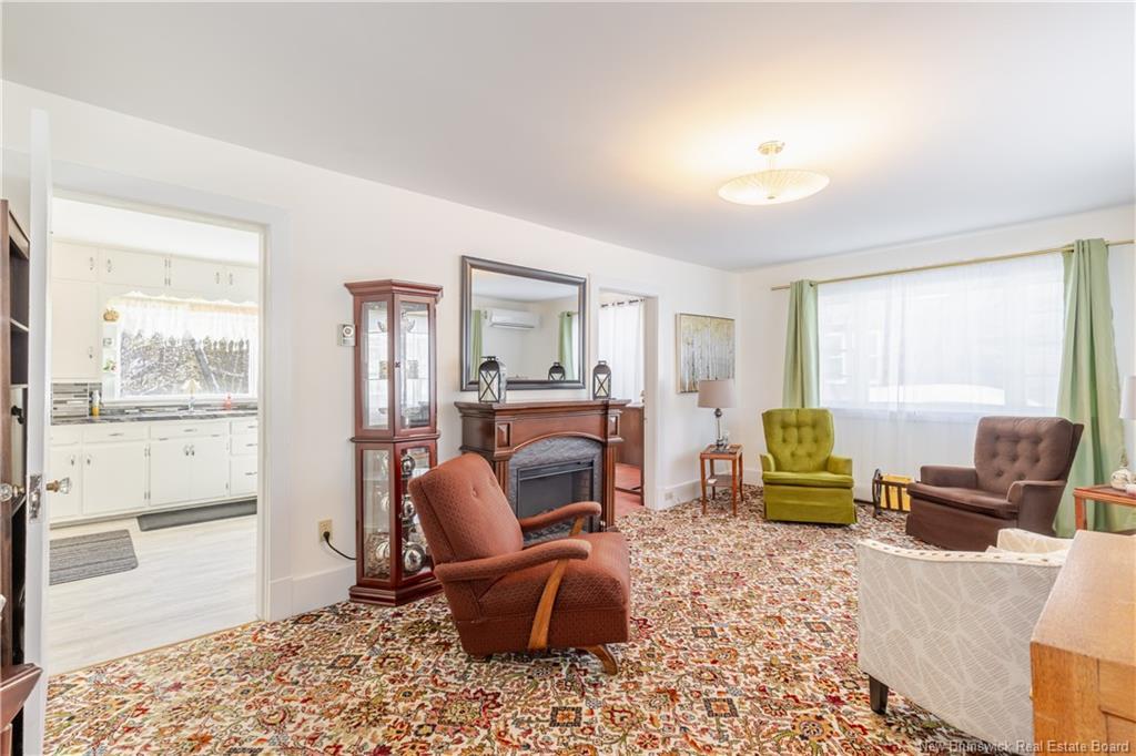 63 Lake Ave, Mcadam, NB