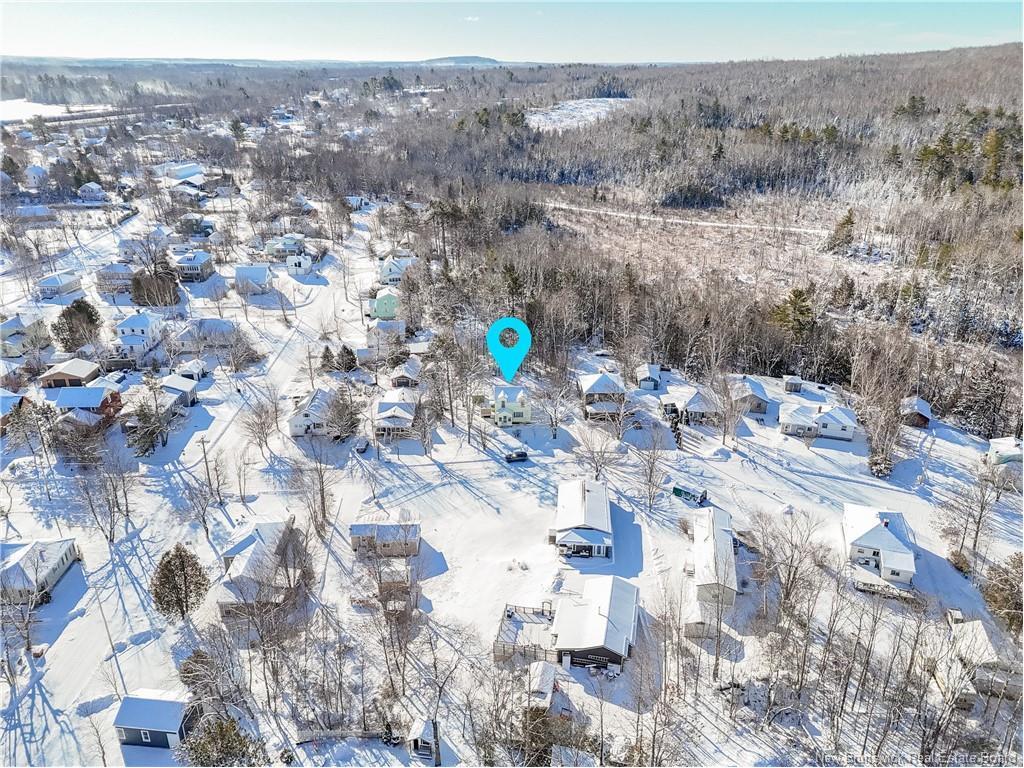 63 Lake Ave, Mcadam, NB